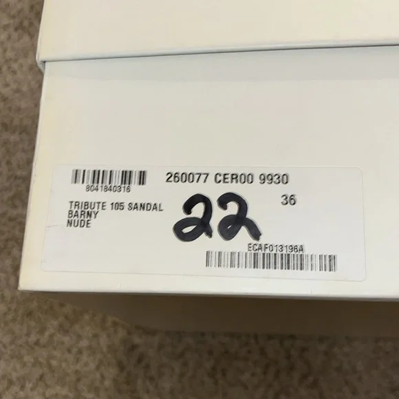 Saint Laurent Tribute - Picture 13 of 13